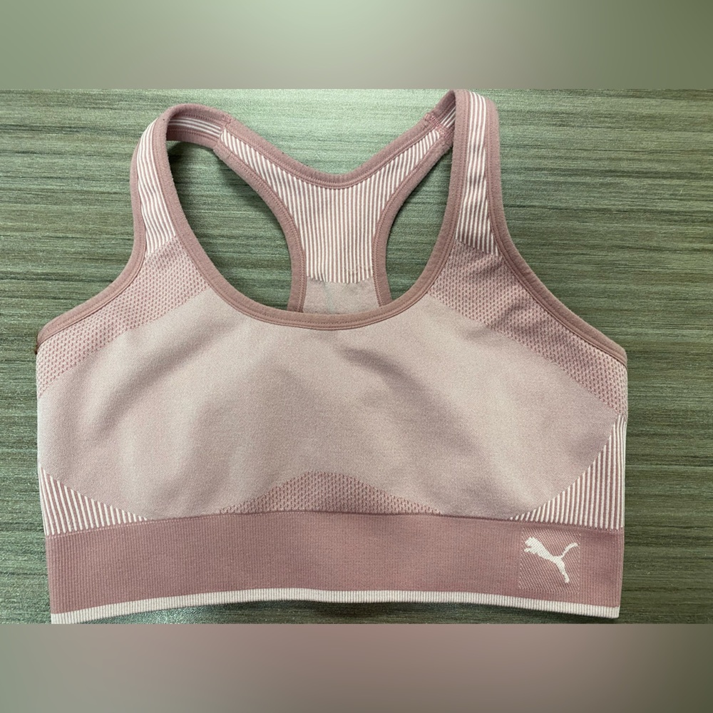4 for $25  💗 Puma Blush Pink Mesh Panel Sports Bra Size L 💗